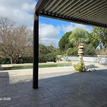 Spacious Quiet With Large Swimming Pool Villa
